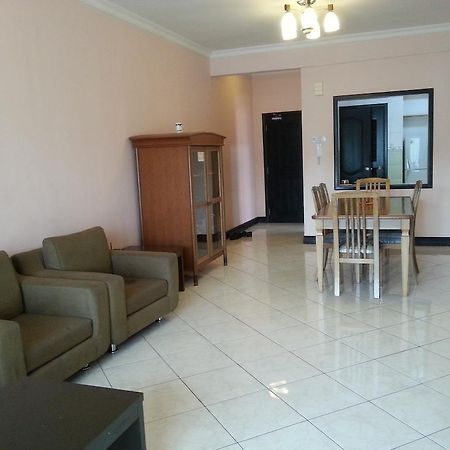 Dorcas Service Apartment - Marina Court Kota Kinabalu Eksteriør billede