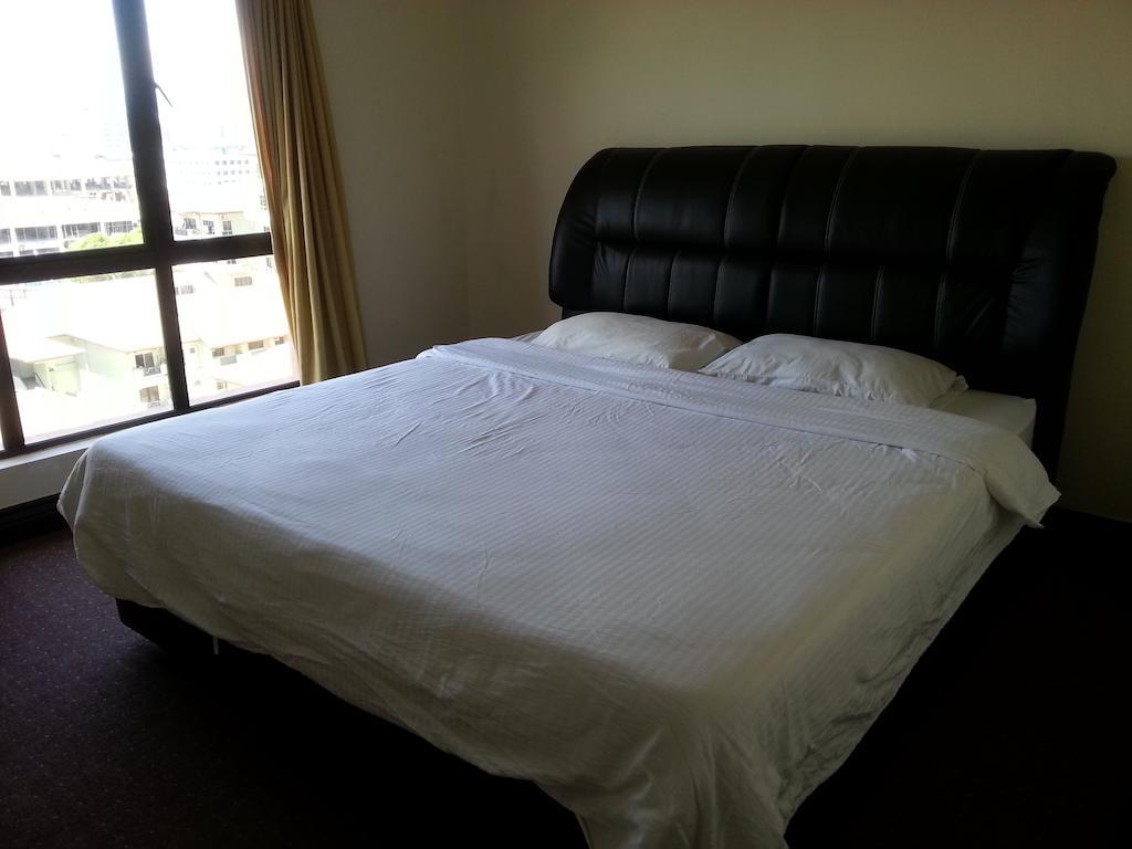 Dorcas Service Apartment - Marina Court Kota Kinabalu Værelse billede