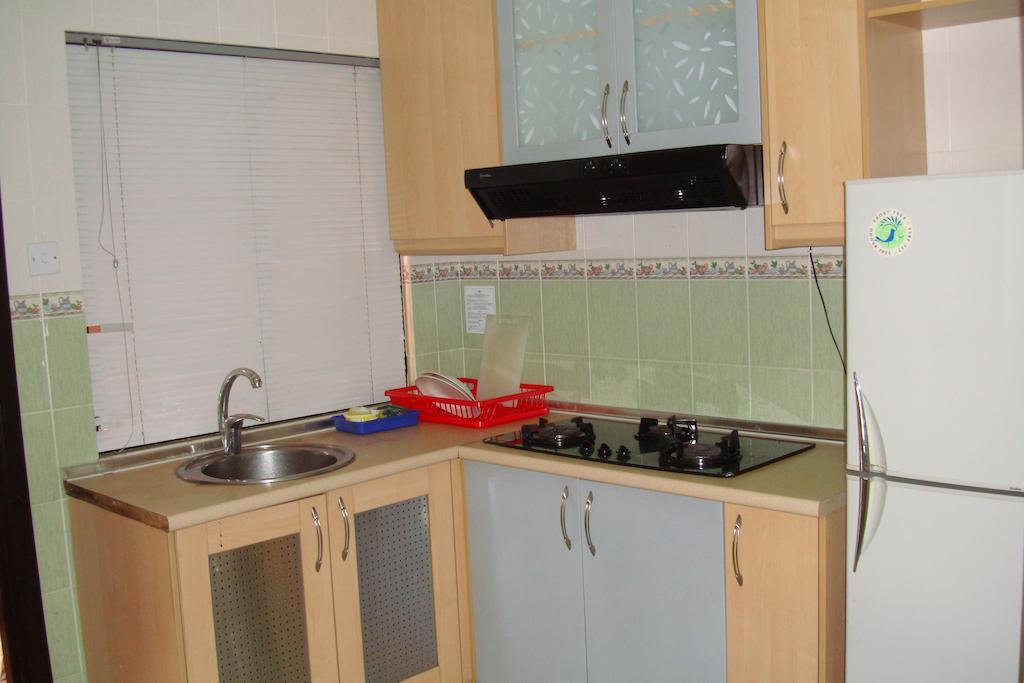 Dorcas Service Apartment - Marina Court Kota Kinabalu Værelse billede