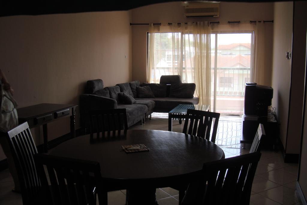 Dorcas Service Apartment - Marina Court Kota Kinabalu Eksteriør billede