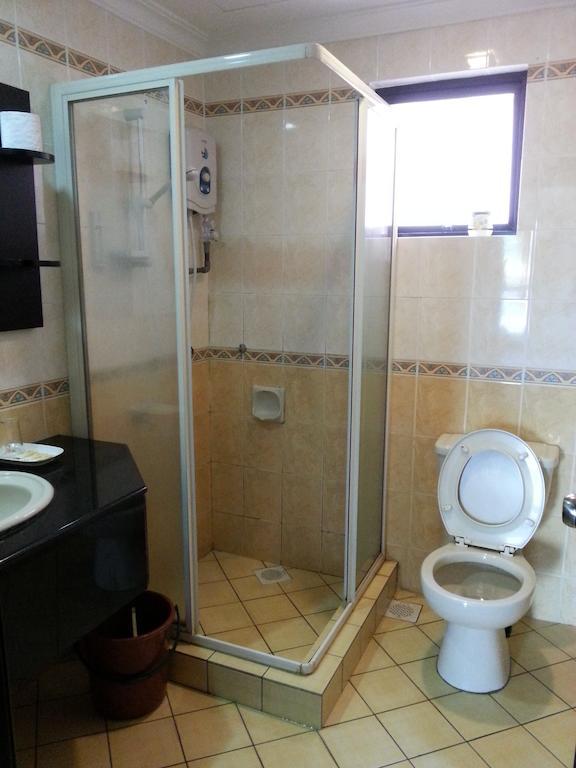 Dorcas Service Apartment - Marina Court Kota Kinabalu Eksteriør billede